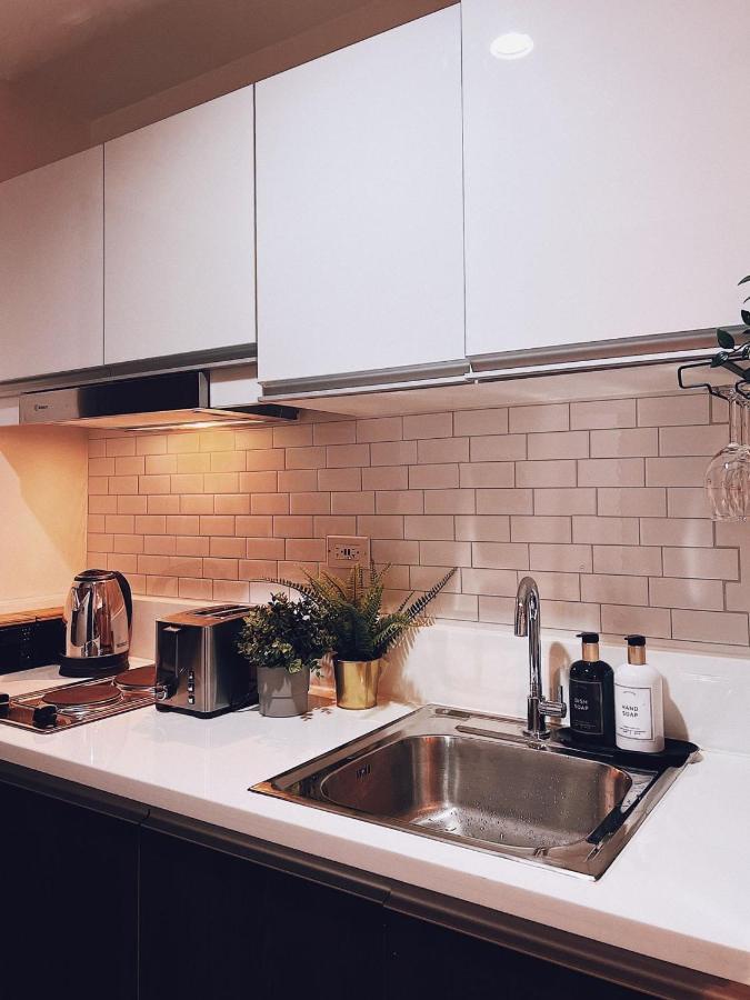 Makati Cosy Home L Couples Families L 500Mbps Wifi Манила Екстериор снимка